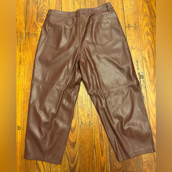 Anthropologie (Pilcro) Maroon Faux Leather Pants. Size 32 - Picture 3 of 5